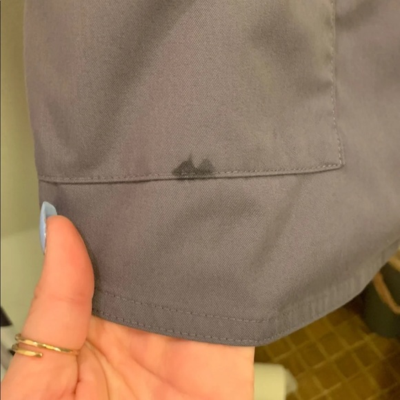 Grey scrub set - Picture 2 of 8